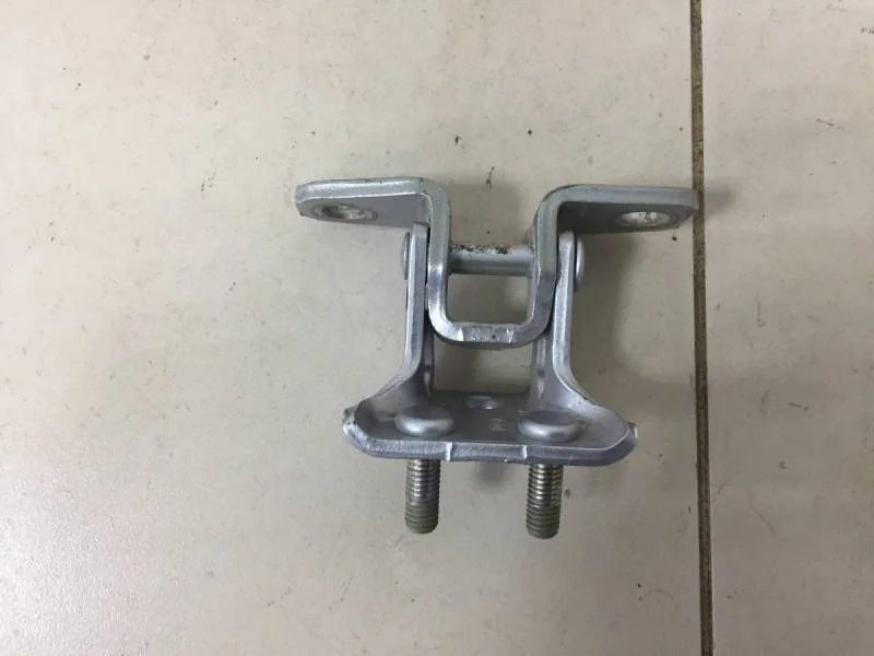 Петля двери задней левой верхняя Mitsubishi Outlander (GF) 2012>