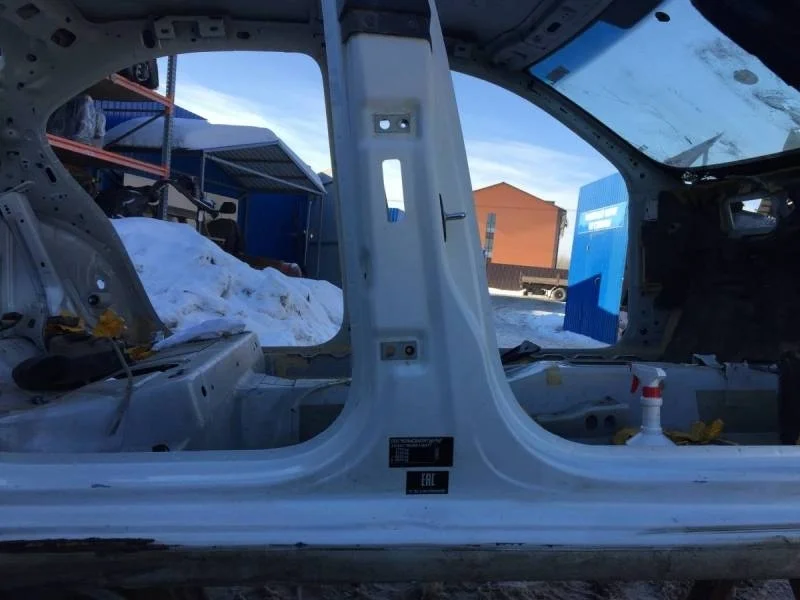 Порог со стойкой правый Skoda Rapid 2012-2020