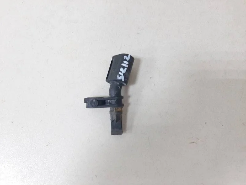 Датчик ABS передний левый Skoda Octavia (A7) 2013>