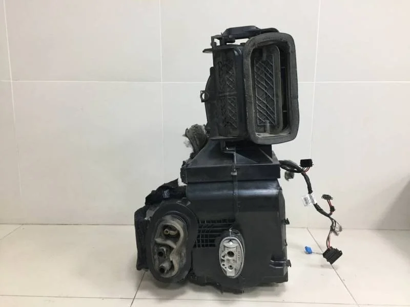 Корпус отопителя Skoda Rapid 2012-2020