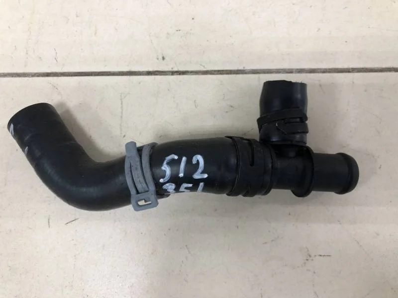 Тройник системы охлаждения Skoda Rapid 2012-2020