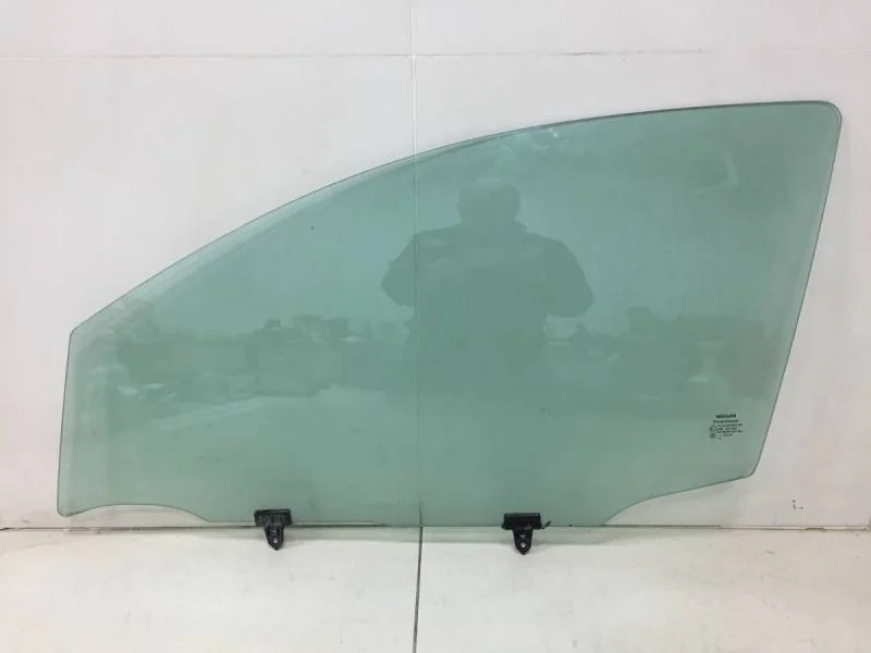 Стекло двери передней левой Nissan Qashqai (J10) 2006-2013