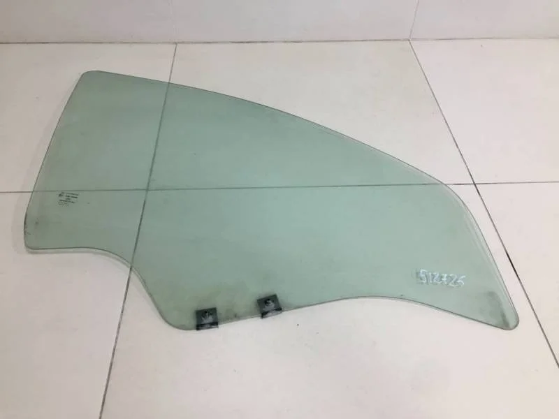 Стекло двери передней правой Renault Sandero 2009-2014