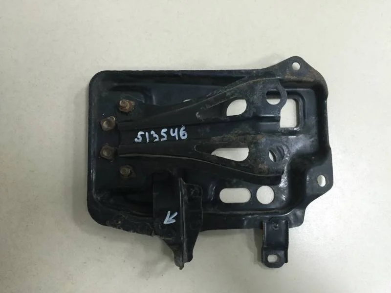 Крепление АКБ (корпус / подставка) Toyota Corolla E150 2006-2013