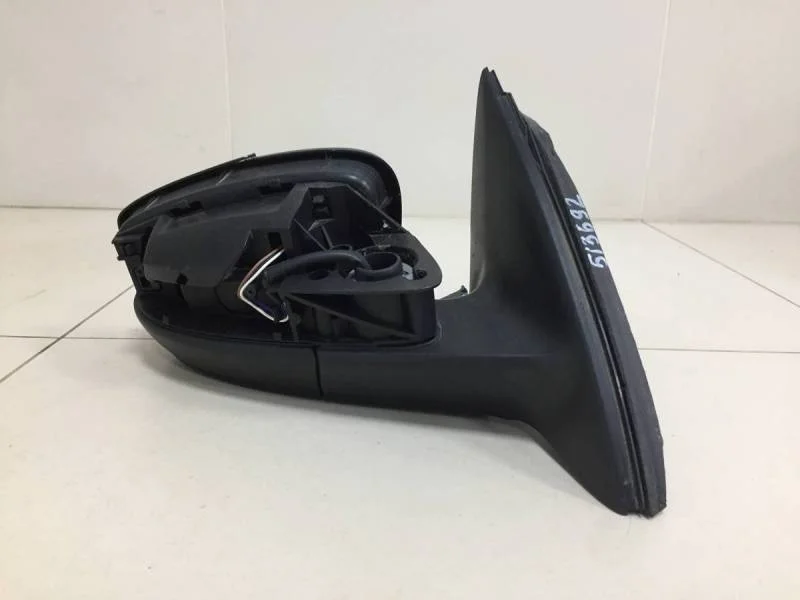 Зеркало правое электрическое Skoda Rapid 2012-2020