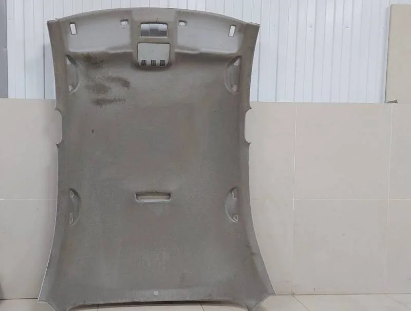 Обшивка потолка Skoda Rapid 2012-2020