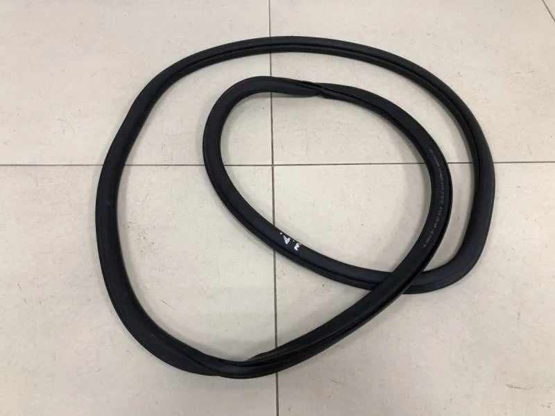 Уплотнитель проема двери задней левой Volkswagen Polo (Sed RUS) 2011>