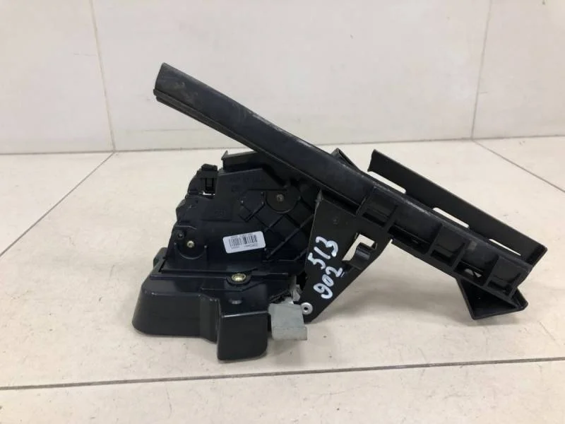 Замок двери задней правой Ford Focus 2 (DA) 2005-2008