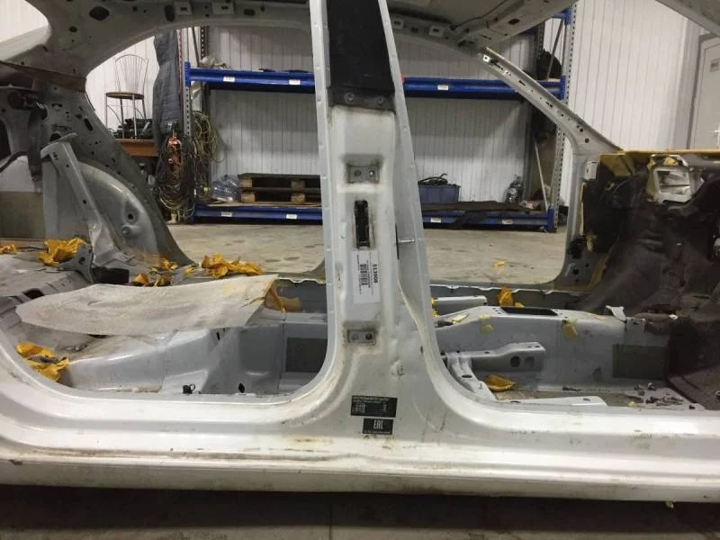 Порог со стойкой правый Skoda Rapid 2012-2020