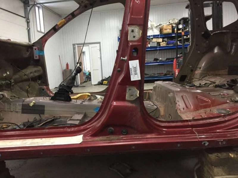 Порог со стойкой левый Renault Duster 2012>