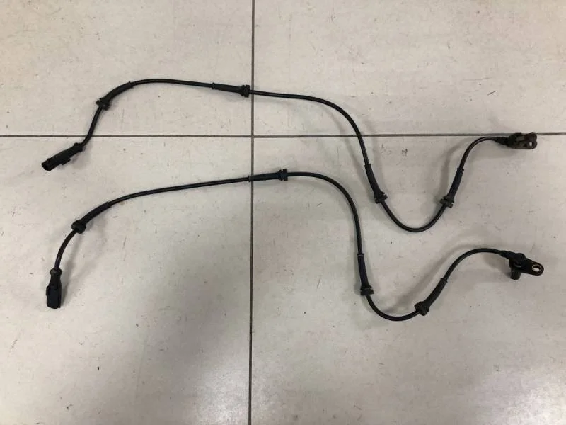 Датчик ABS задний Renault Duster 2012>