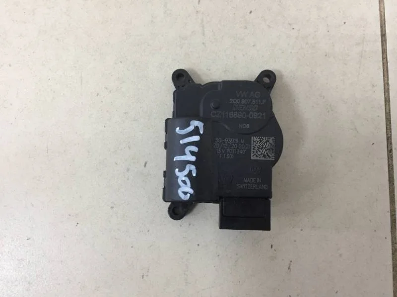 Моторчик заслонки печки Volkswagen Tiguan 2017>