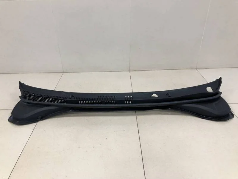 Решетка стеклооч. (планка под лобовое стекло, жабо) Hyundai Solaris 2017>