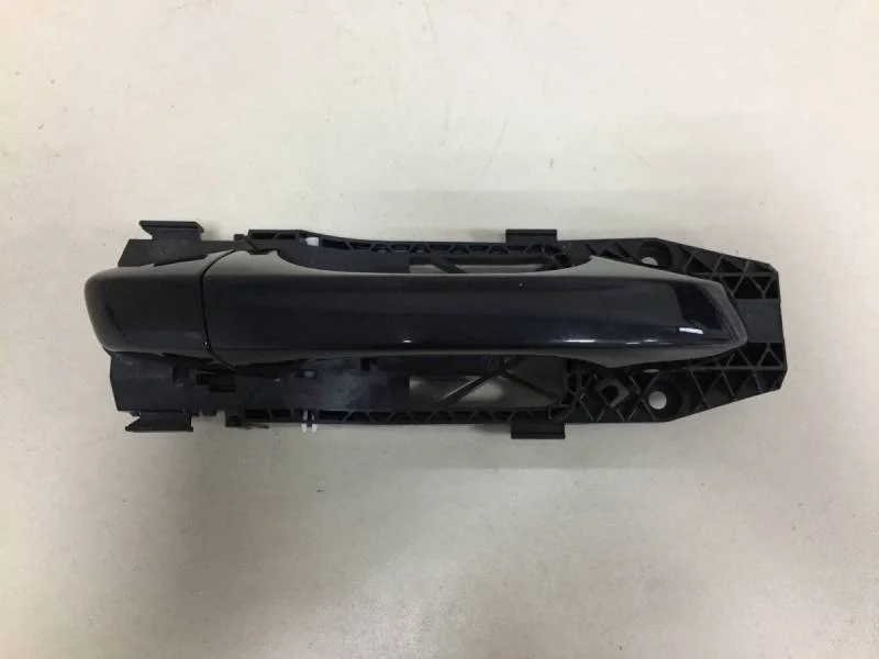 Ручка двери передней наружная правая Volkswagen Taos 2020>