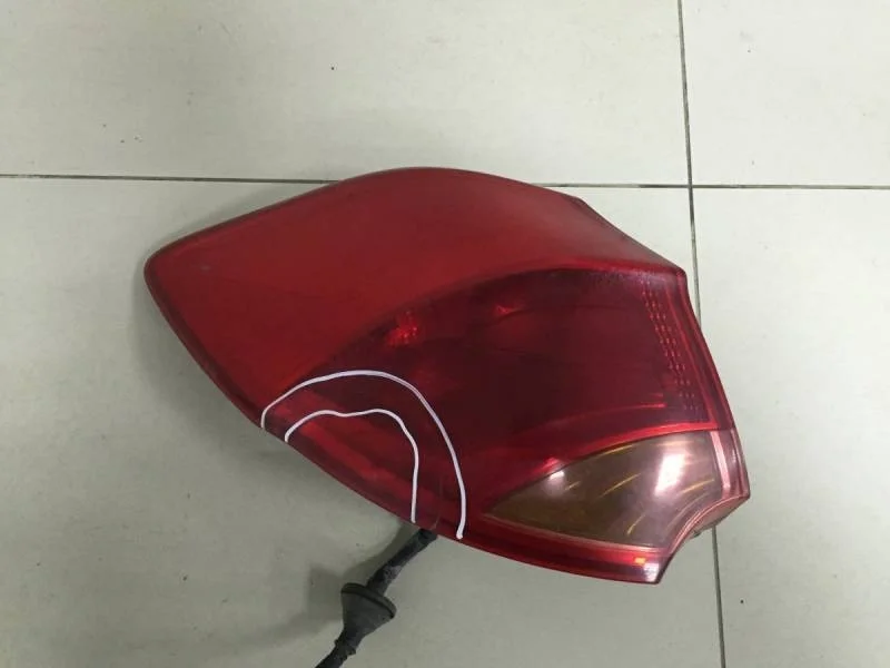 Фонарь задний наружный левый Kia Ceed (JD) 2012-2018