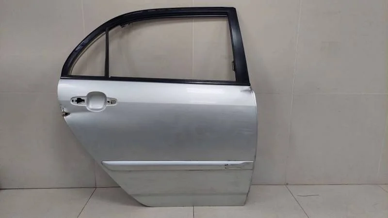 Дверь задняя правая Toyota Corolla E120 2001-2007
