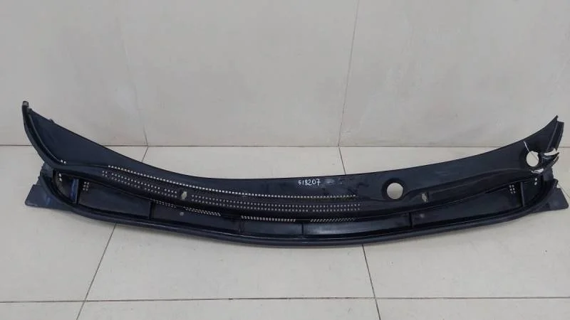 Решетка стеклооч. (планка под лобовое стекло, жабо) Hyundai Solaris 2010-2017