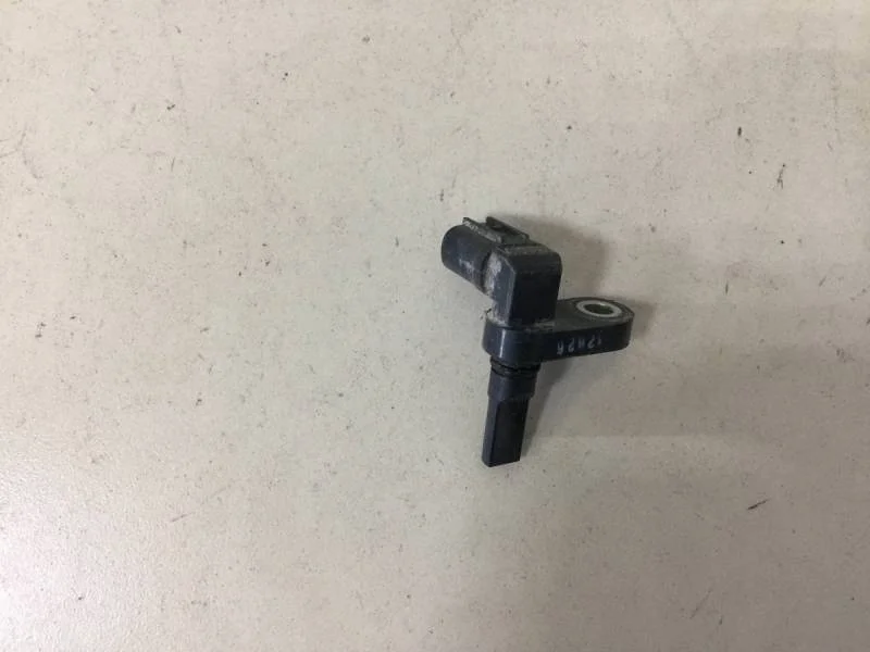 Датчик ABS задний правый Toyota Land Cruiser Prado (J150) 2009>