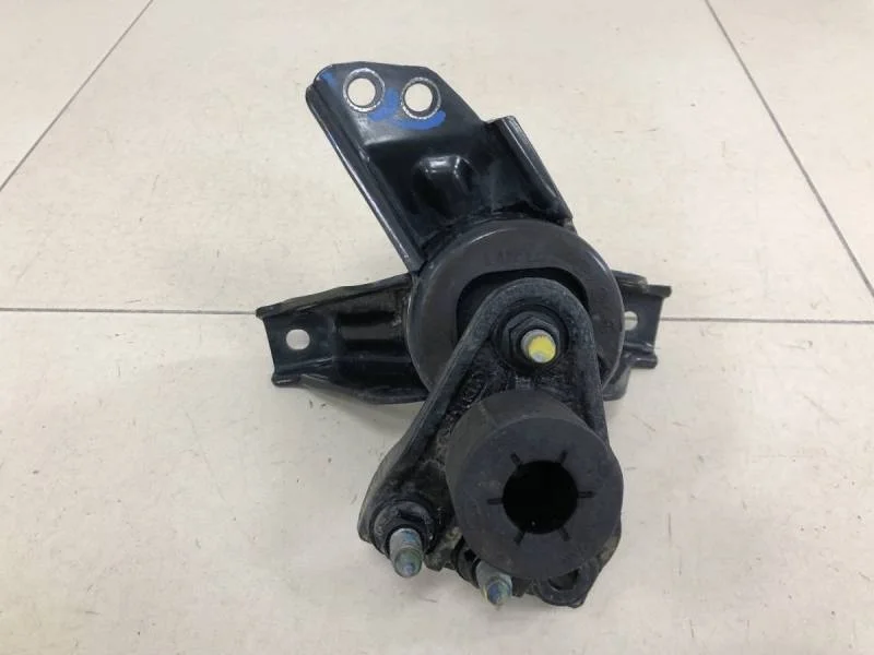Опора двигателя правая Hyundai ix35 (LM) 2010-2015