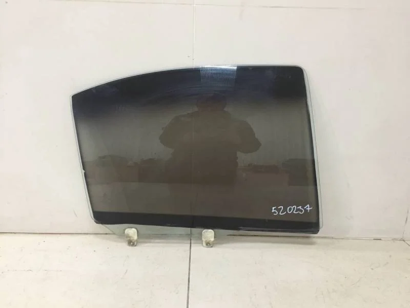 Стекло двери задней правой Mitsubishi Lancer X (CX, CY)  2007>