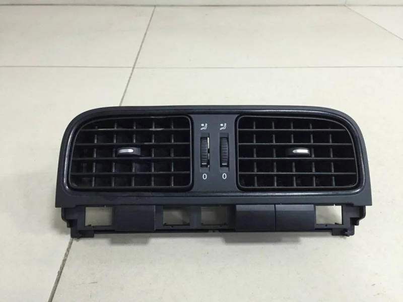 Дефлектор воздушный Volkswagen Polo (Sed RUS) 2011>