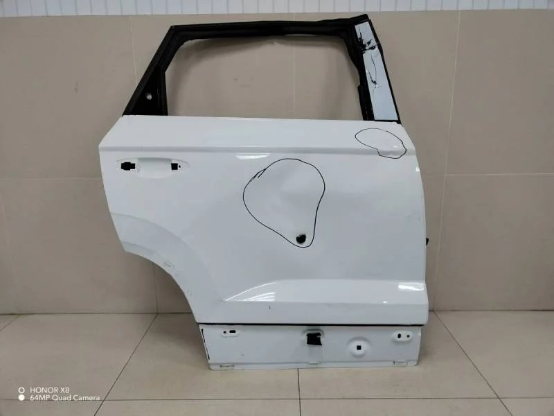 Дверь задняя правая Skoda Karoq 2017>