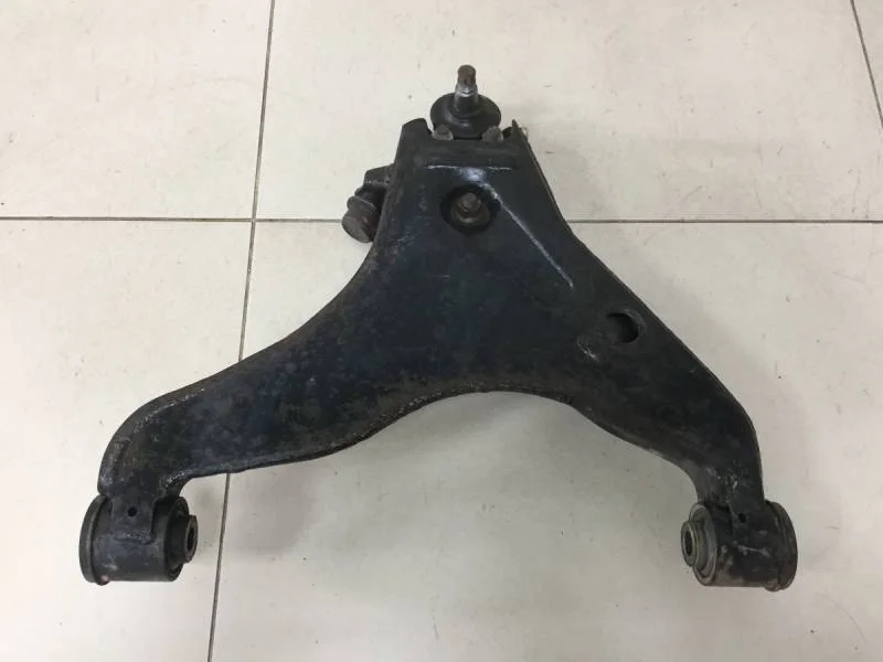 Рычаг передний нижний левый Mitsubishi Pajero/Montero Sport (KH) 2008-2015