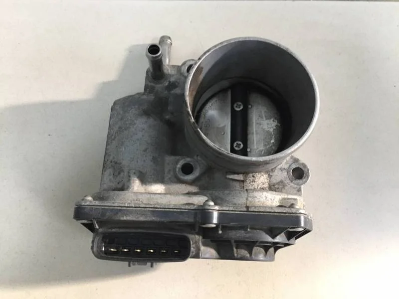 Заслонка дроссельная электрическая Toyota Rav 4 (A30) 2006-2013