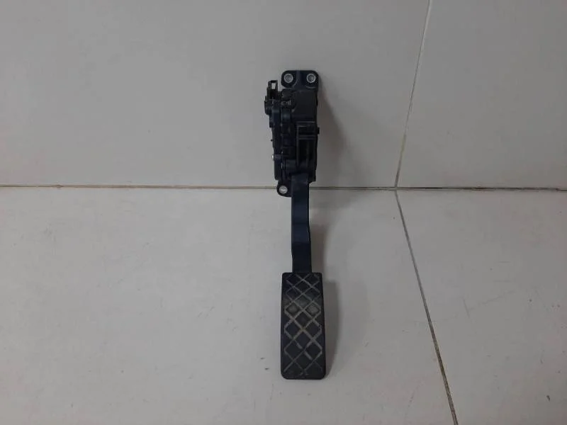 Педаль газа Volkswagen Polo (Sed RUS) 2011>