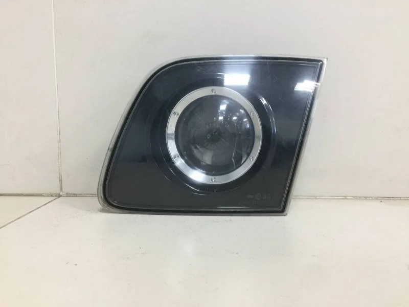 Фонарь задний внутренний правый Mazda Mazda 3 (BK) 2002-2009