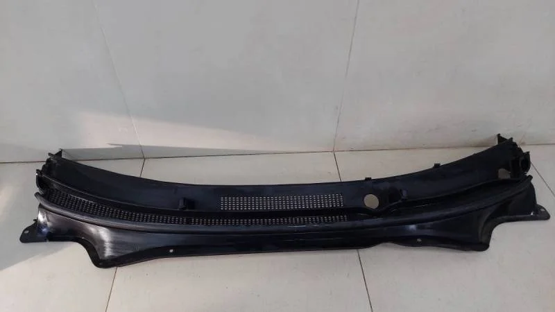 Решетка стеклооч. (планка под лобовое стекло, жабо) Kia Rio 4 (FB) 2017>