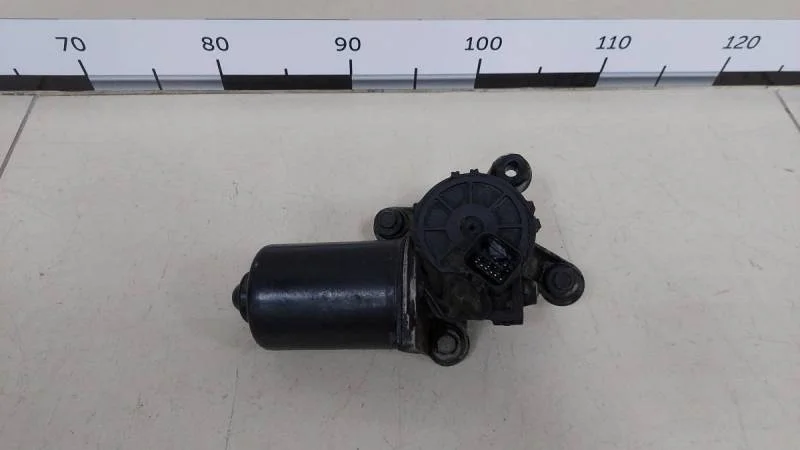 Моторчик стеклоочистителя передний Hyundai Accent (LC, Tagaz) 2000-2012