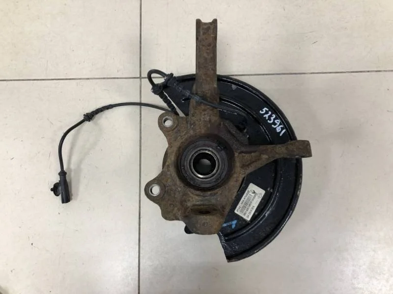 Кулак поворотный передний правый Renault Duster 2012>