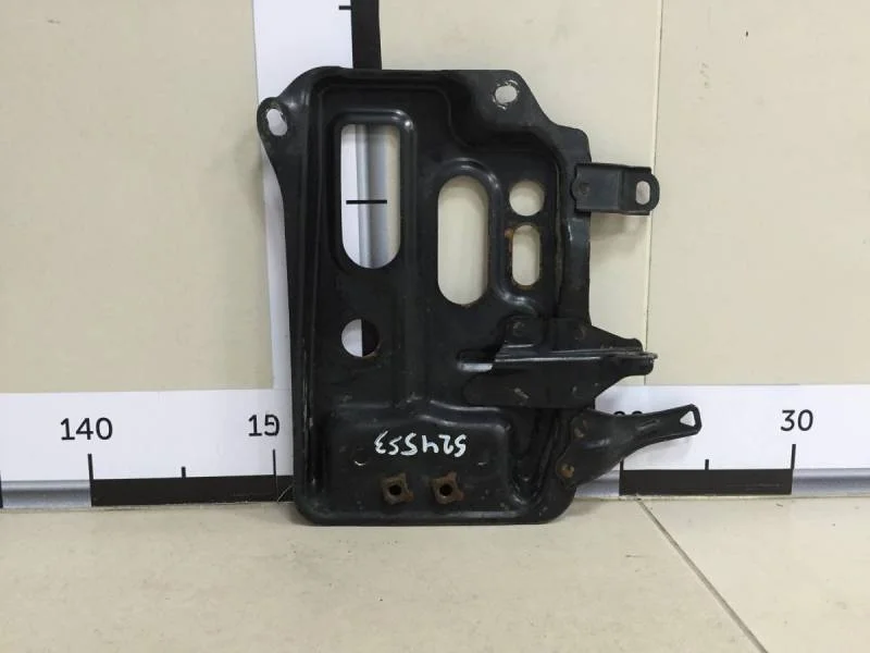 Крепление АКБ (корпус / подставка) Toyota Corolla E150 2006-2013