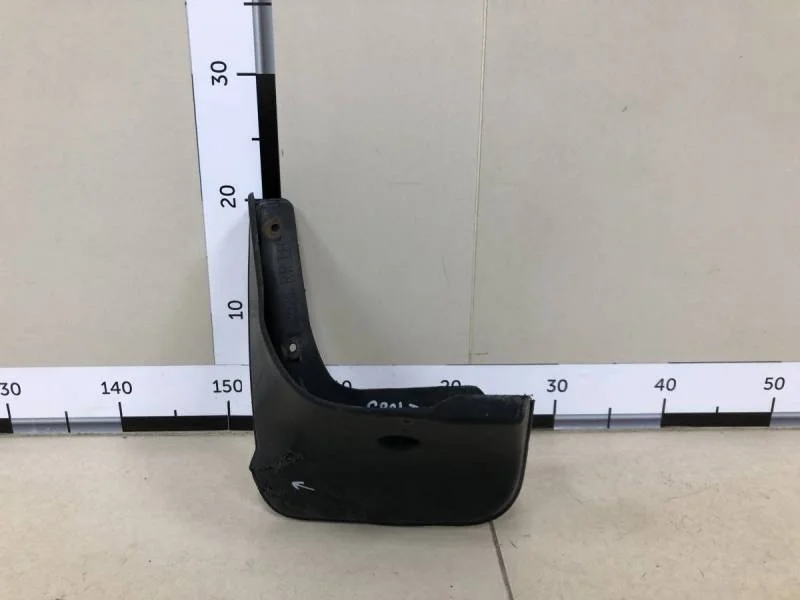 Брызговик задний левый Toyota Corolla E150 2006-2013