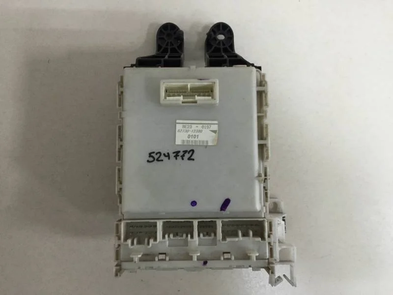 Блок предохранителей Toyota Corolla E150 2006-2013