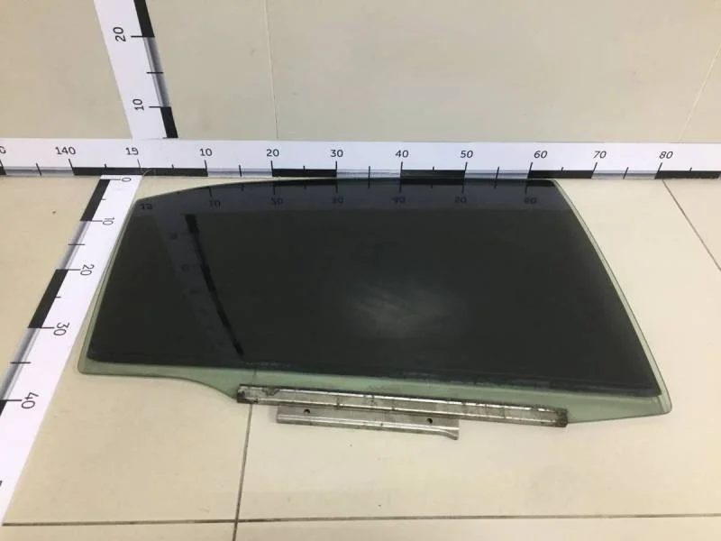 Стекло двери задней правой Toyota Camry (V40) 2006-2011