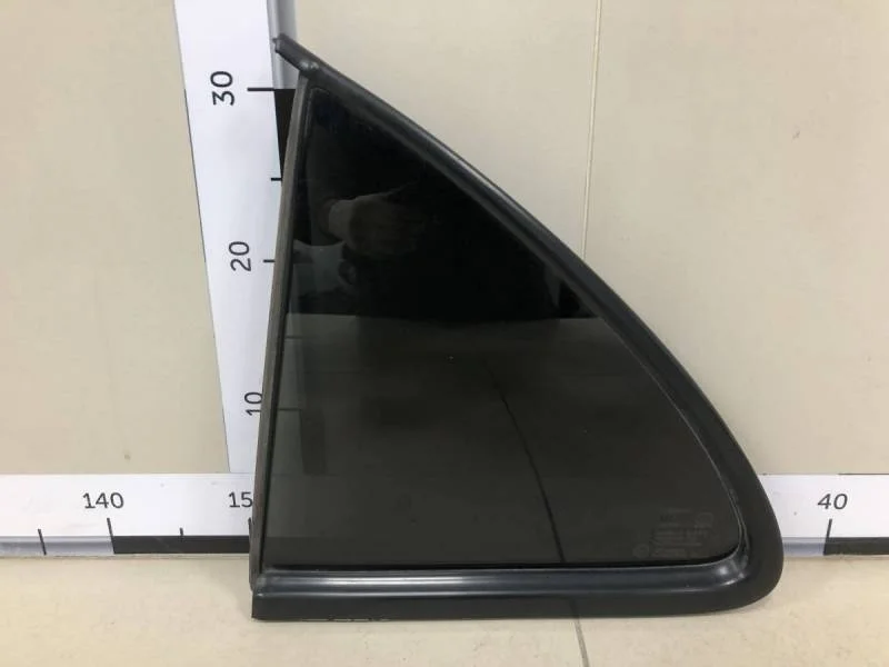 Стекло двери задней левой (форточка) Nissan Almera Classic (B10) 2006-2013