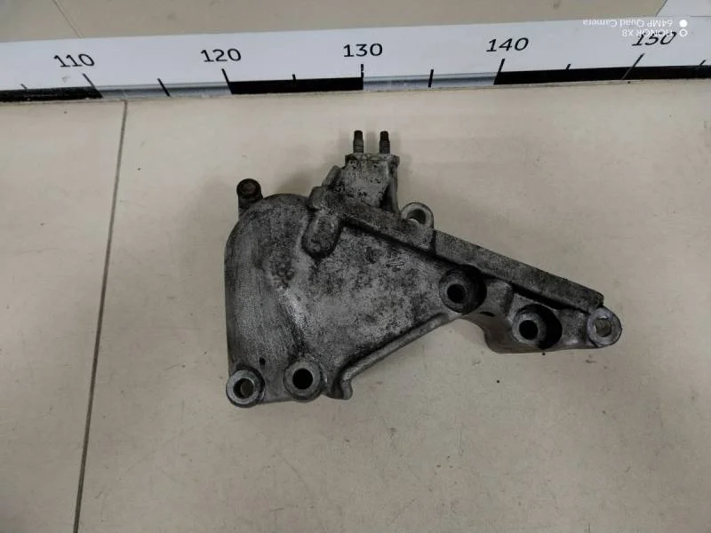 Кронштейн двигателя левый Toyota Camry (V40) 2006-2011