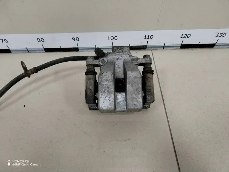 Суппорт задний левый Toyota Camry (V40) 2006-2011