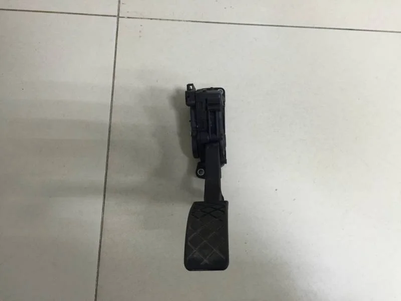 Педаль газа Volkswagen Polo (Sed RUS) 2011>