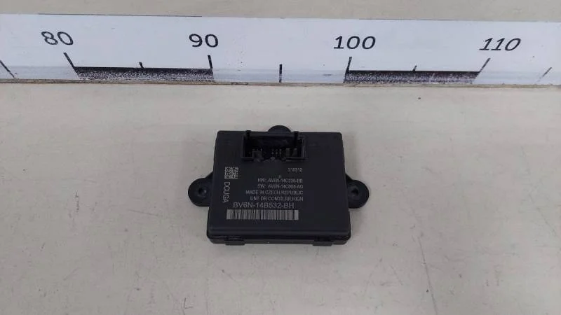 Блок комфорта Ford Focus 3 2011>