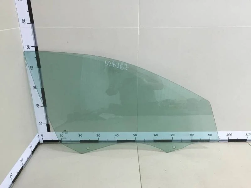 Стекло двери передней правой Skoda Octavia (A7) 2013>