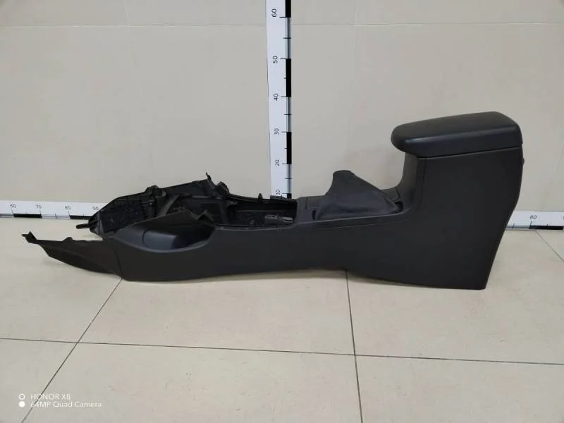 Консоль центральная Toyota Corolla E150 2006-2013