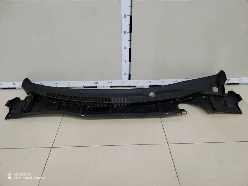 Решетка стеклооч. (планка под лобовое стекло, жабо) Toyota Corolla E150 2006-2013