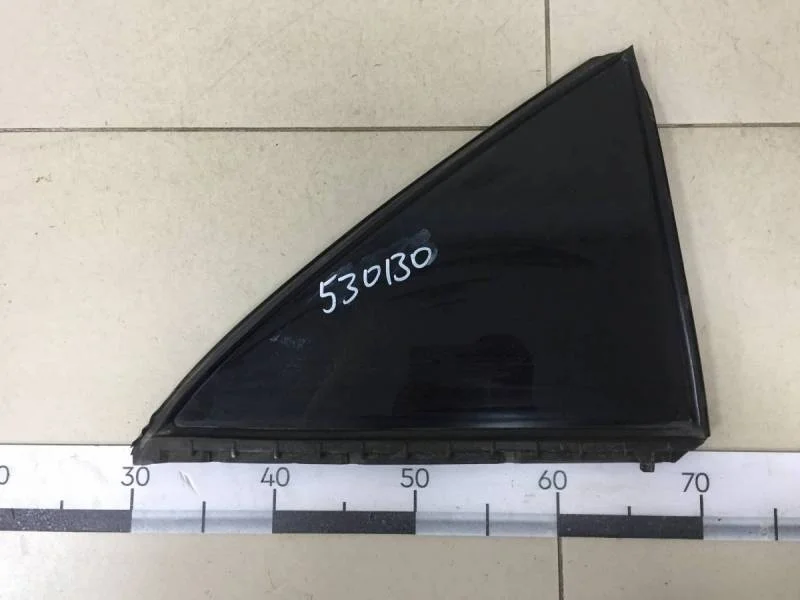 Стекло двери задней правой (форточка) Toyota Camry (V40) 2006-2011