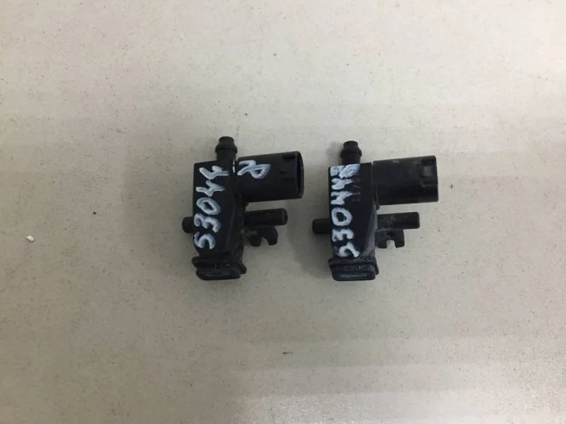 Форсунка омывателя лобового стекла Volkswagen Tiguan (5N2) 2011-2016