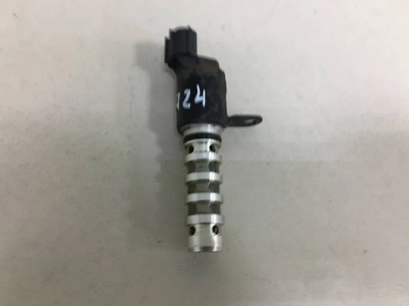 Клапан электромагн. изменения фаз ГРМ Hyundai ix35 (LM) 2010-2015