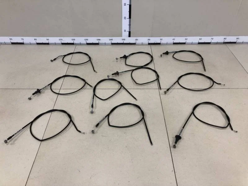 Трос открывания капота Skoda Rapid 2012-2020