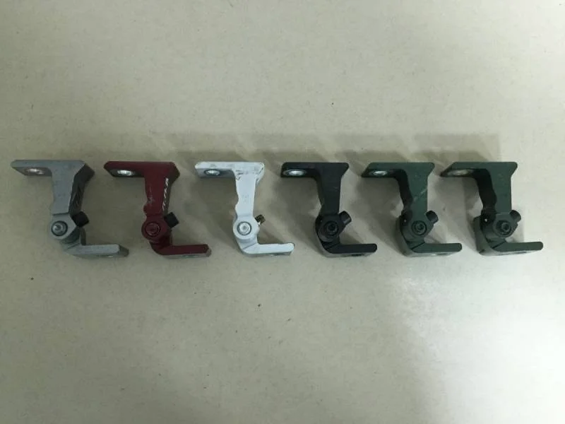 Петля двери Skoda Karoq 2017>